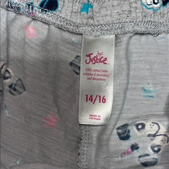 Justice Gray Shorts with Panda and Star Design - Picture 2 of 3